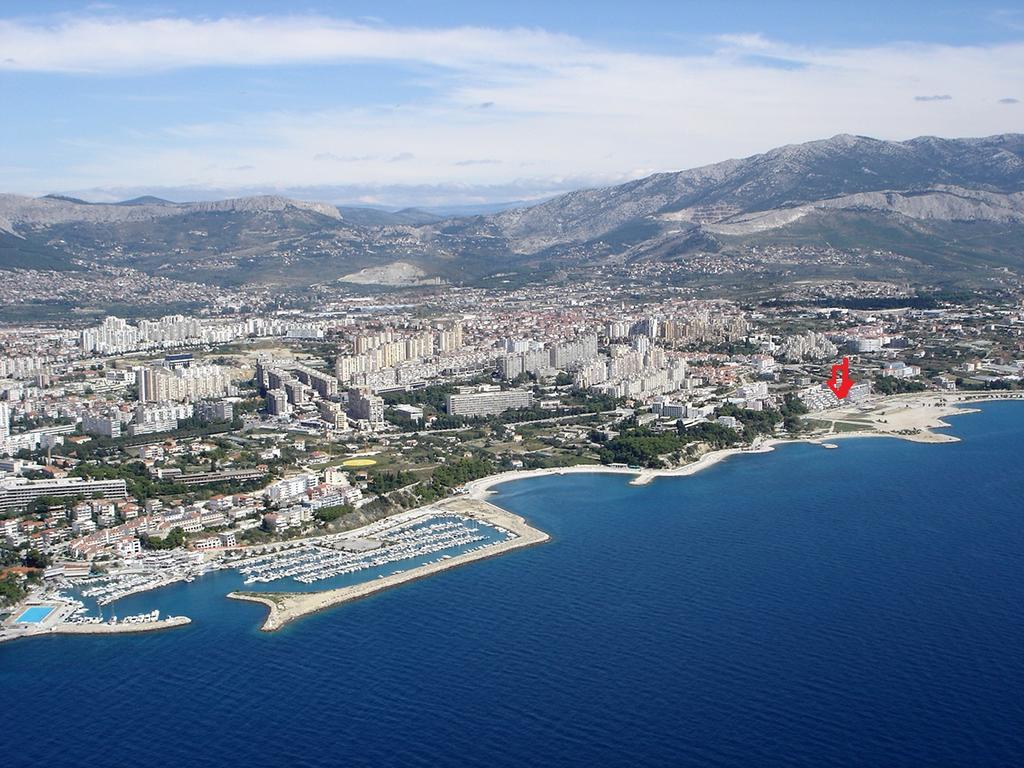 Apartment Marimar, Beachfront 1St Row Split Buitenkant foto